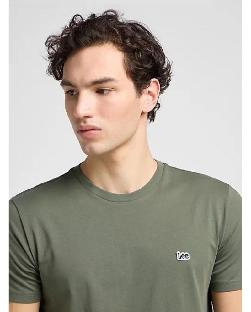 CAMISETA LEE BASICA LOGO VERDE OLIVA VERDE
