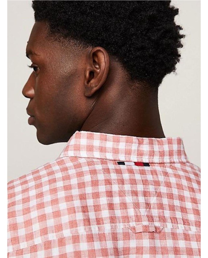 CAMISA TOMMY SLIM DE LINO CON CUADROS... CAMISA TOMMY SLIM DE LINO CON CUADROS...