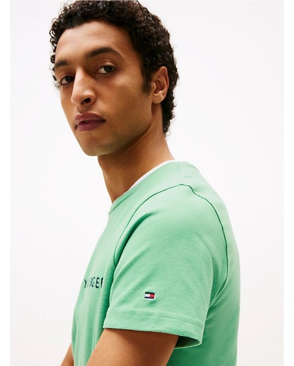 Camiseta slim con logo bordado VERDE